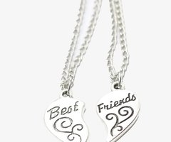 The gallery best friend necklace heart